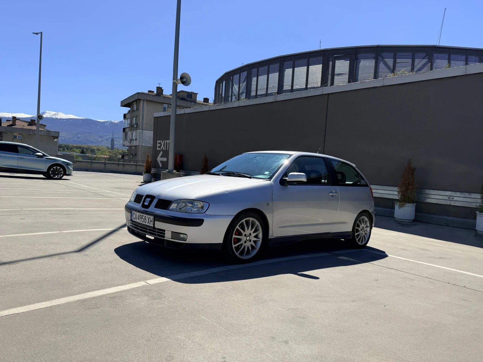 Seat Ibiza, снимка 3 - Автомобили и джипове - 54329136