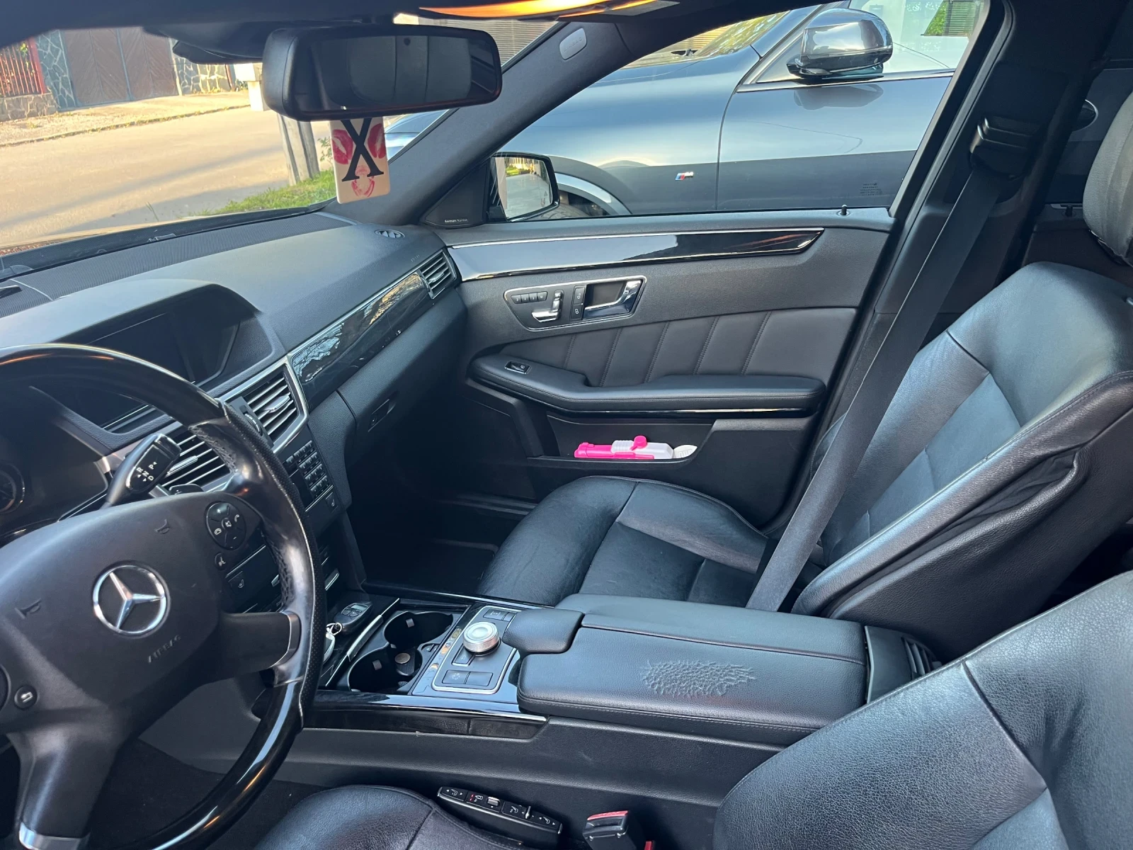 Mercedes-Benz E 350 350 4-matic, снимка 13 - Автомобили и джипове - 54335231