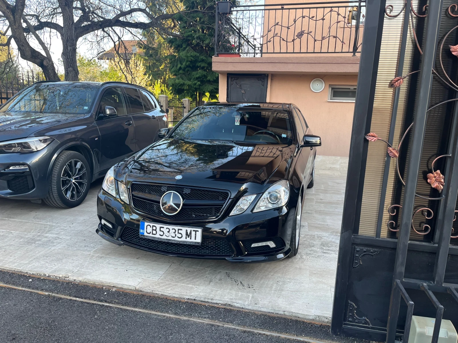 Mercedes-Benz E 350 350 4-matic, снимка 5 - Автомобили и джипове - 54335231