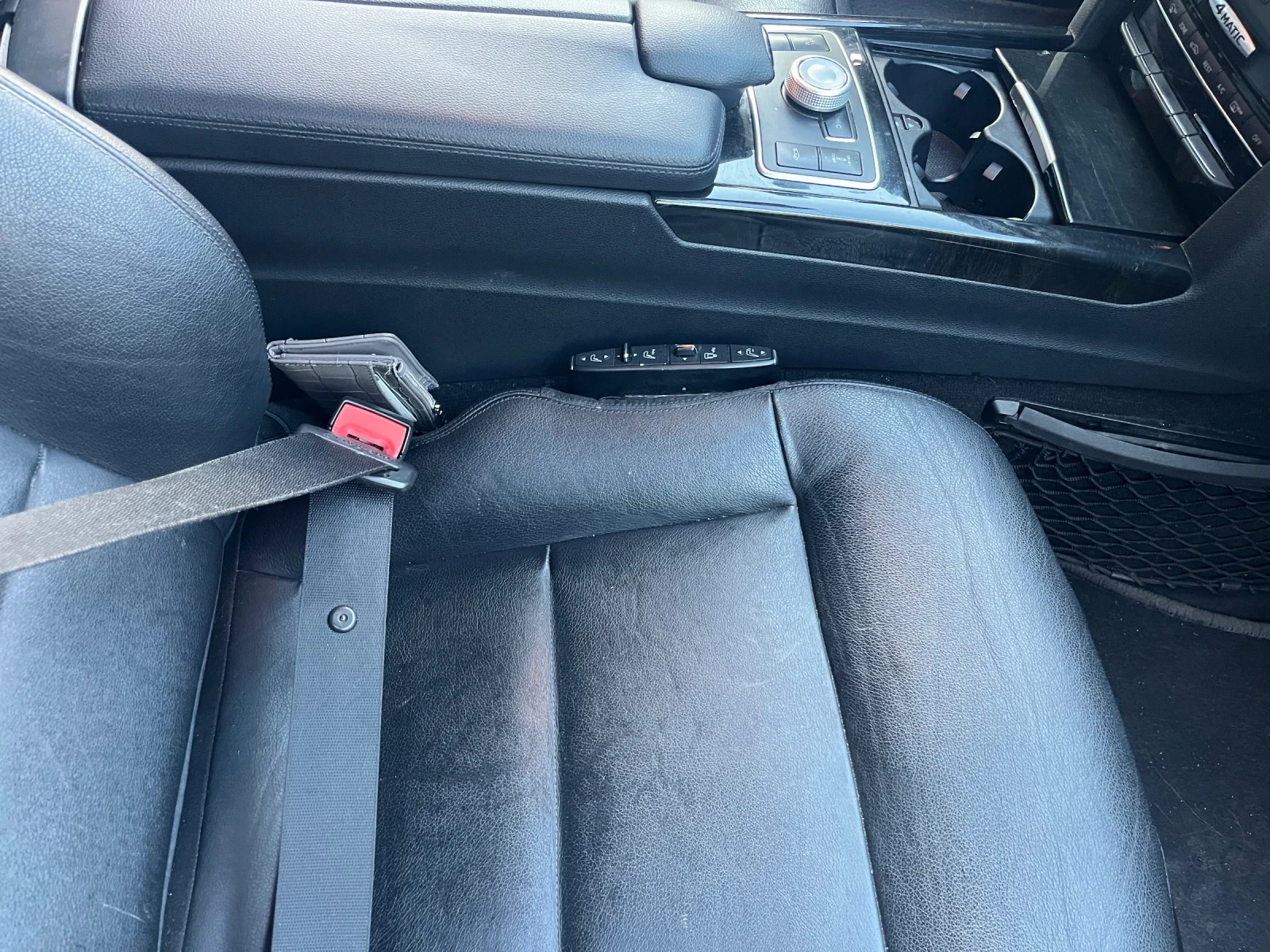 Mercedes-Benz E 350 350 4-matic, снимка 7 - Автомобили и джипове - 54335231