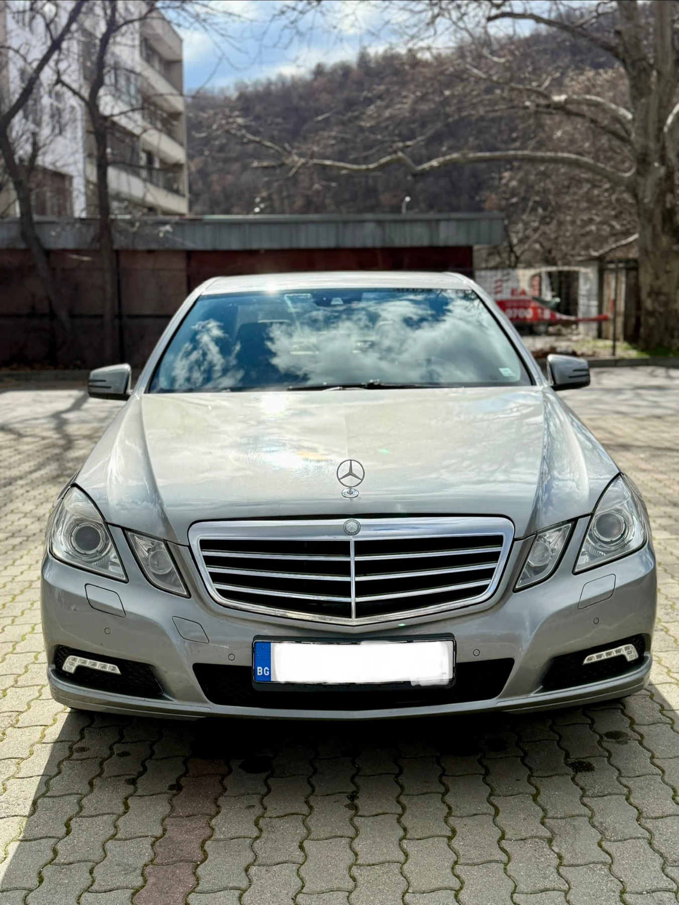 Mercedes-Benz E 220