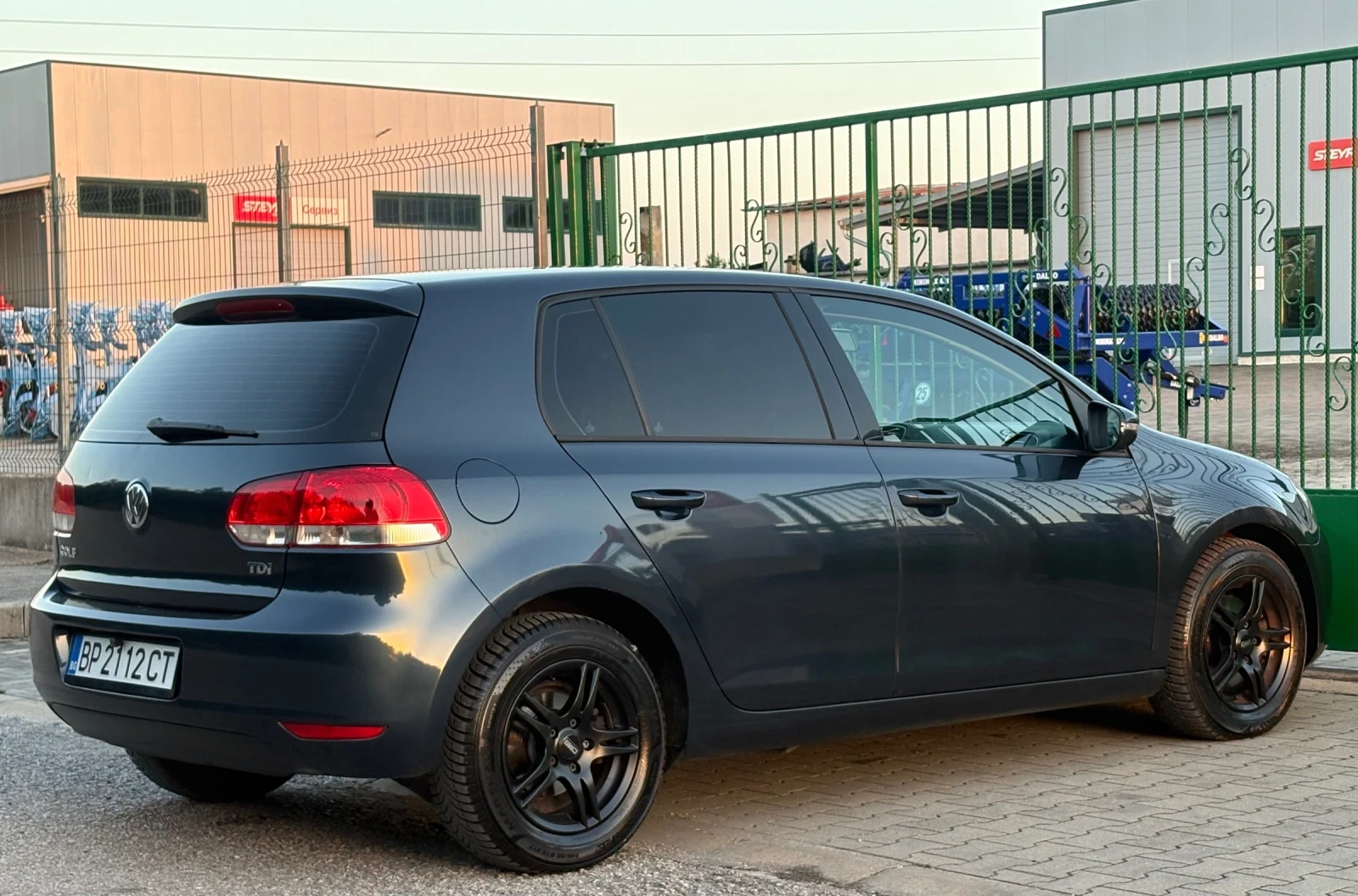 VW Golf 1.9 TDI NAVI, снимка 7 - Автомобили и джипове - 54790544