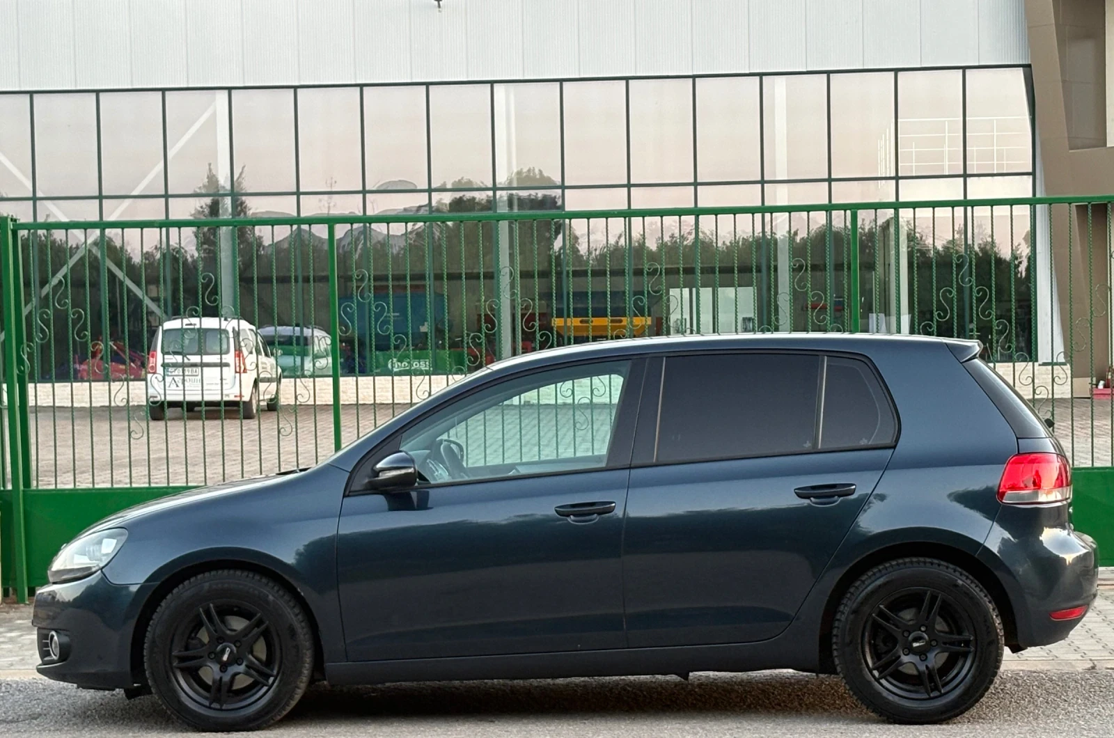 VW Golf 1.9 TDI NAVI, снимка 4 - Автомобили и джипове - 54790544