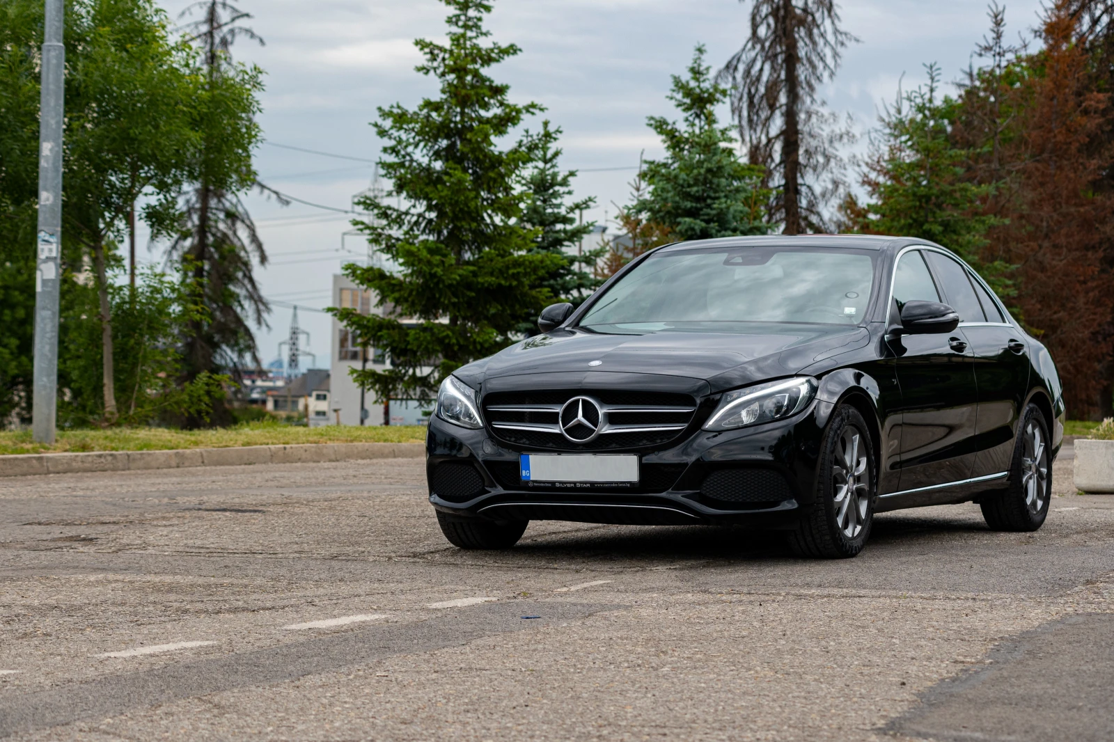 Mercedes-Benz C 180, снимка 2 - Автомобили и джипове - 54743447