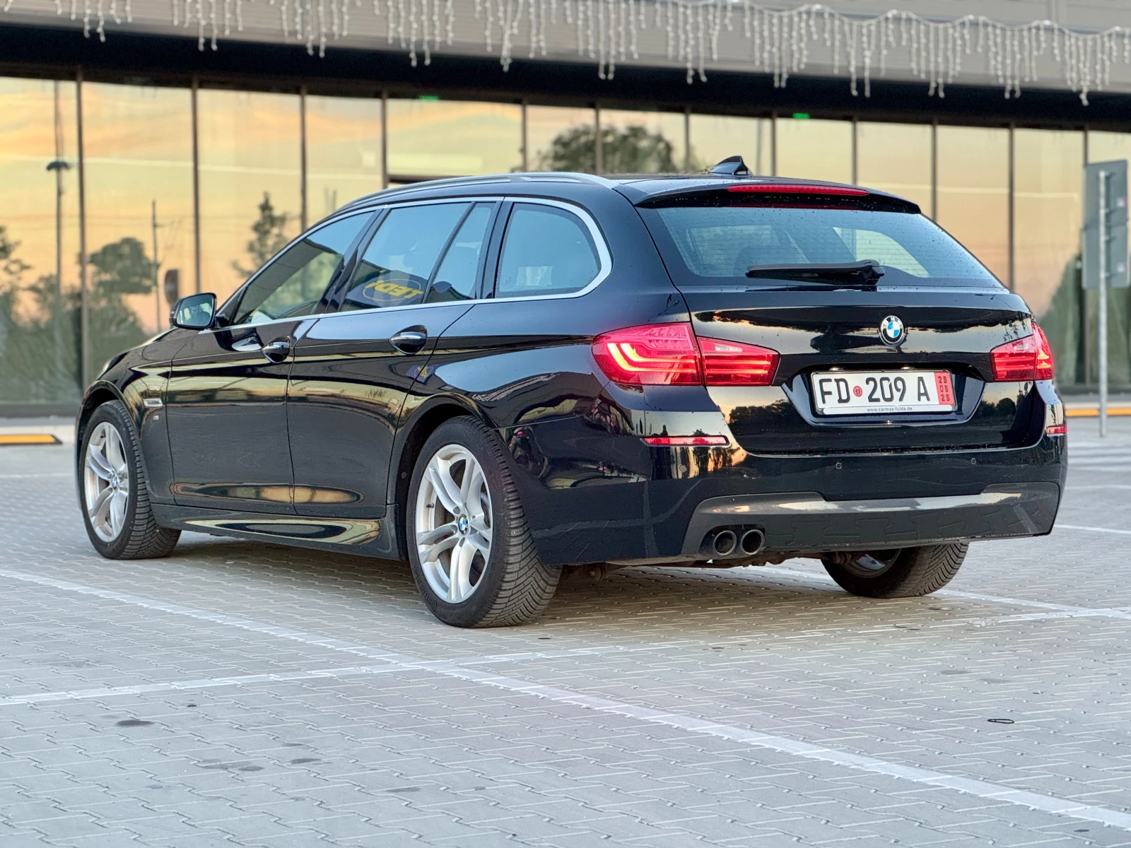 BMW 530 M SPORT + TUV + Реални км + Обслужен N57, снимка 6 - Автомобили и джипове - 54906907
