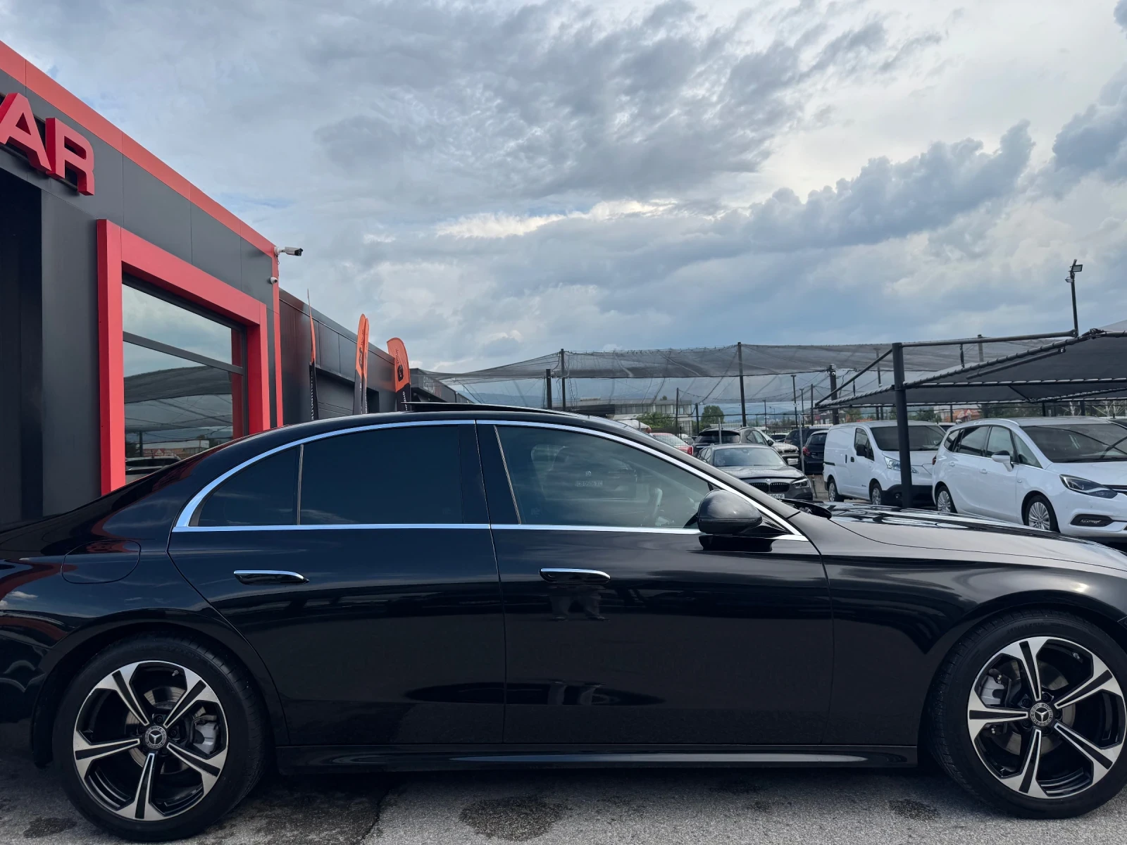 Mercedes-Benz E 220 220CDI-Mild HYBRID, снимка 7 - Автомобили и джипове - 54918987
