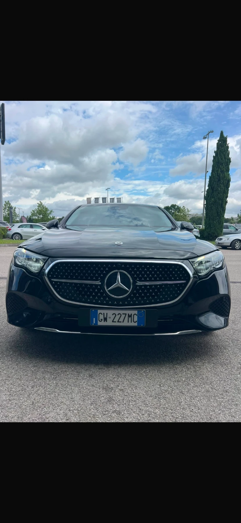 Mercedes-Benz E 220 220CDI-Mild HYBRID, снимка 3 - Автомобили и джипове - 54918987