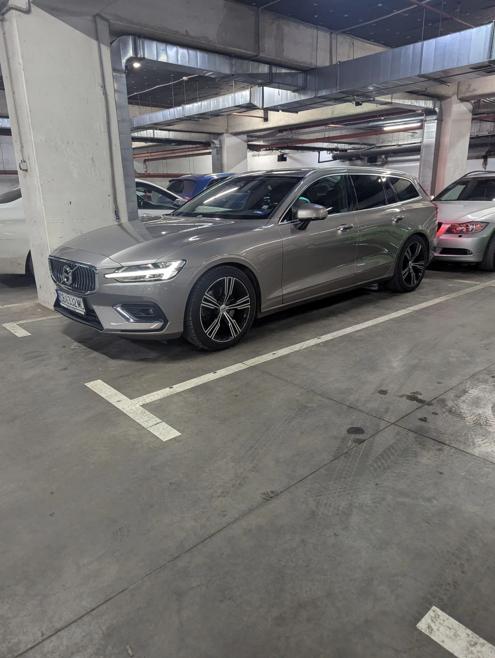 Volvo V60 T6, снимка 2 - Автомобили и джипове - 55072942
