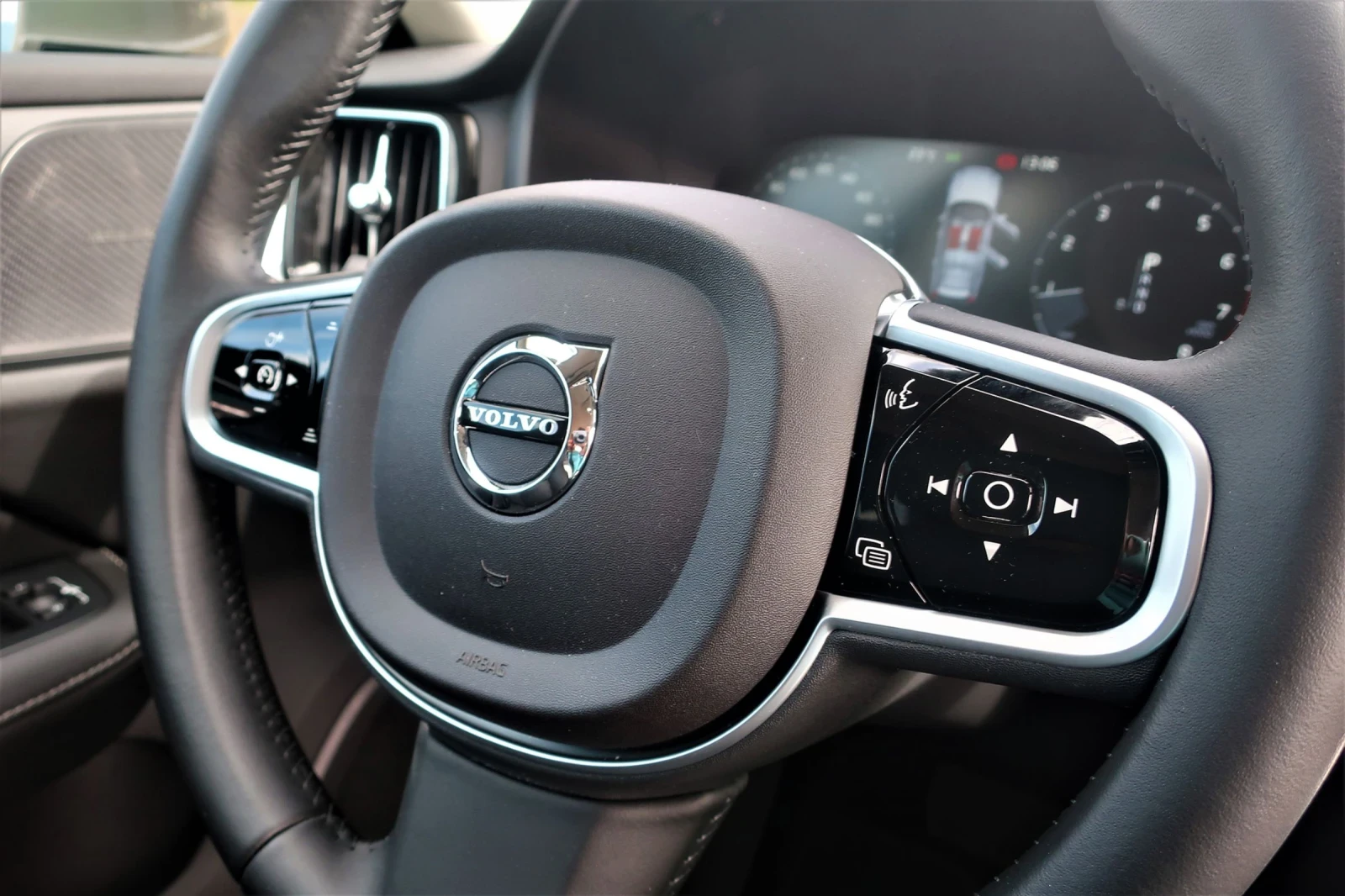 Volvo V60 T6 Inscription , снимка 9 - Автомобили и джипове - 55072942