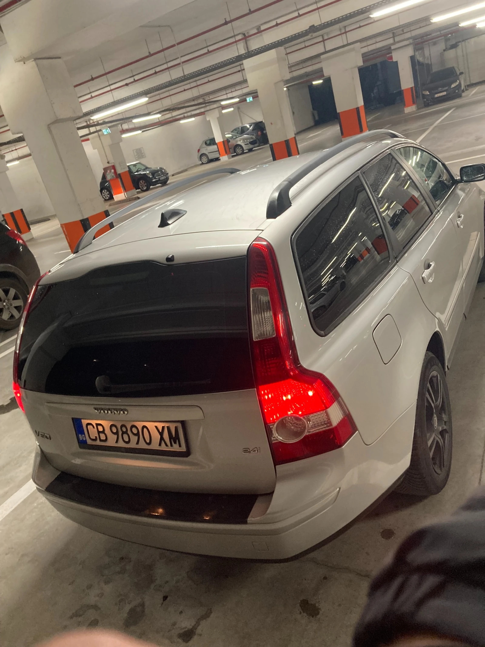 Volvo V50 2.4, снимка 6 - Автомобили и джипове - 55139113