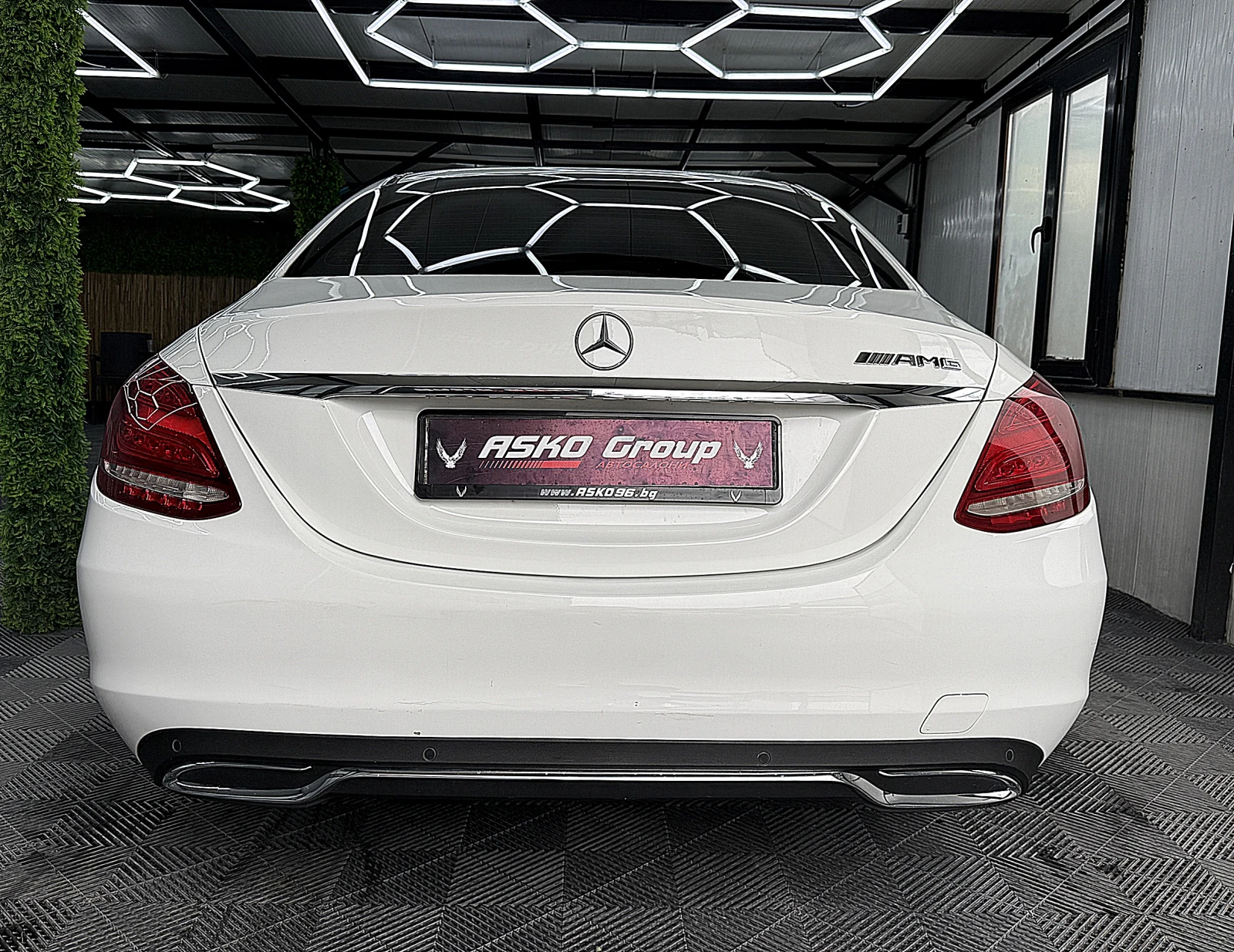 Mercedes-Benz C 220 KeylessGo/Kamera/AMG-line/СОБСТВЕН ЛИЗИНГ, снимка 5 - Автомобили и джипове - 55406851