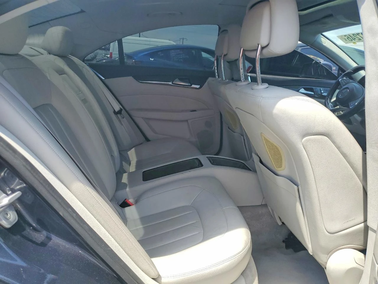 Mercedes-Benz CLS 400 ПОДГРЕВ* ОБДУХВАНЕ* КАМЕРА* KEYLESS* SUNROOF* , снимка 10 - Автомобили и джипове - 55446919