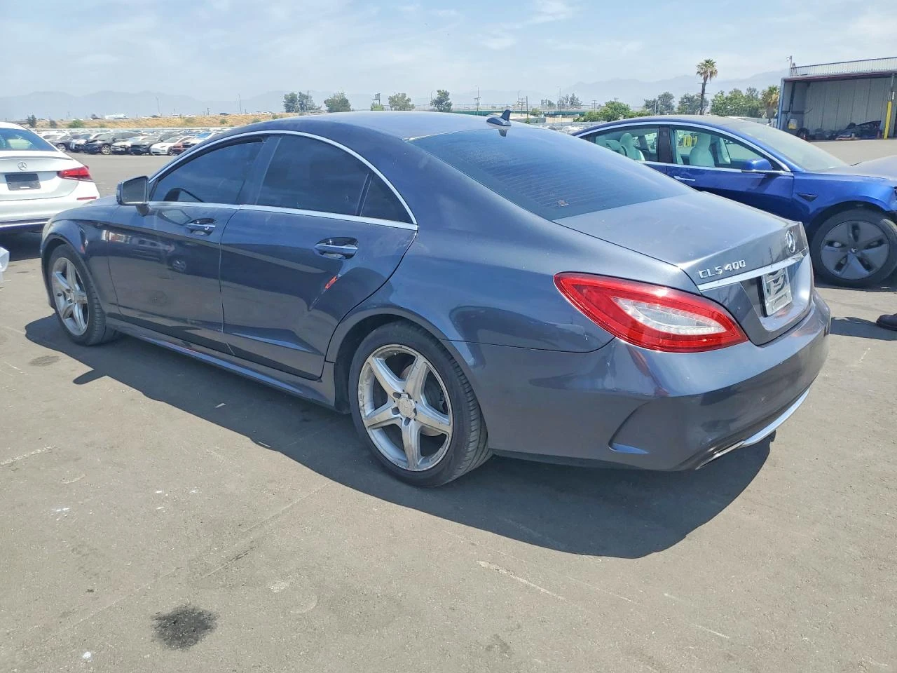 Mercedes-Benz CLS 400 ПОДГРЕВ* ОБДУХВАНЕ* КАМЕРА* KEYLESS* SUNROOF* , снимка 4 - Автомобили и джипове - 55446919