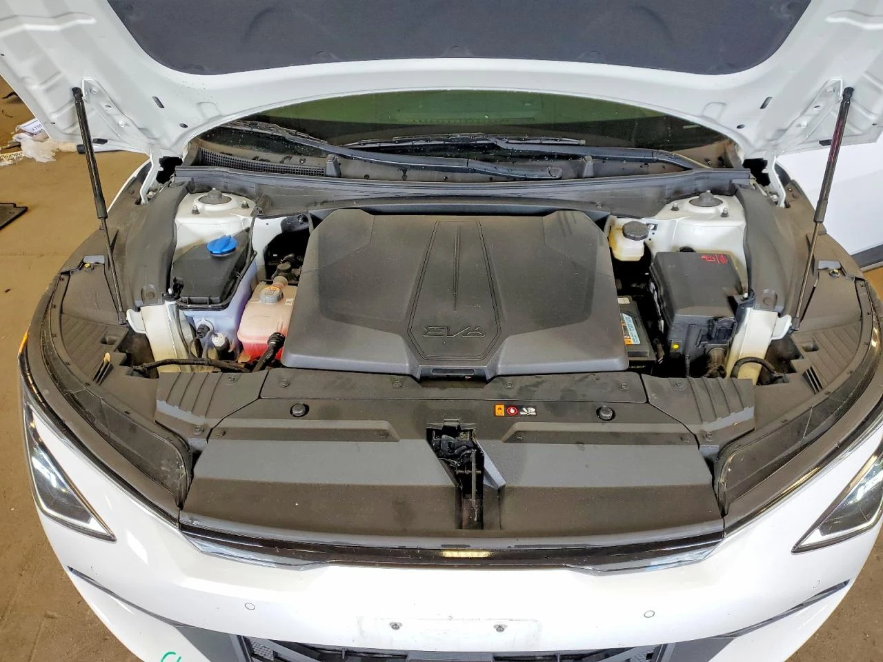 Kia EV6 0.0l Light Long Range, снимка 12 - Автомобили и джипове - 55452611