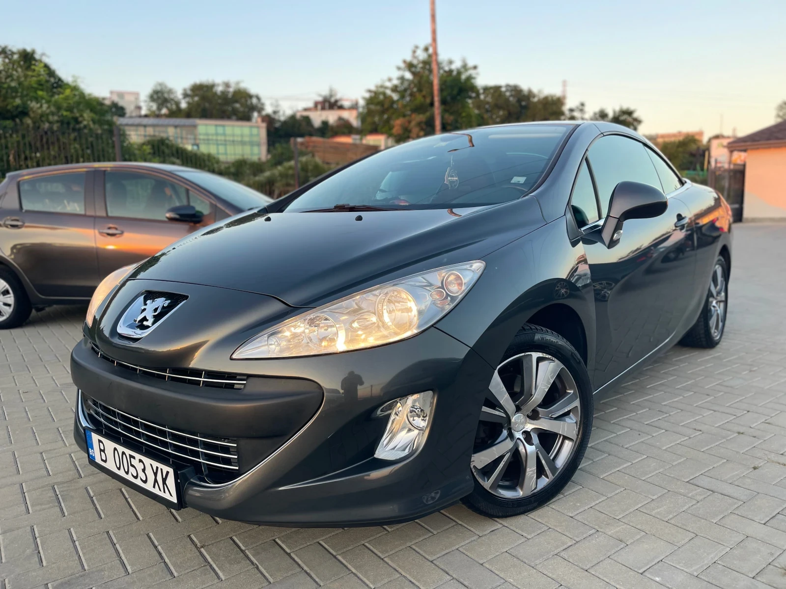 Peugeot 308 CC, снимка 10 - Автомобили и джипове - 55647422