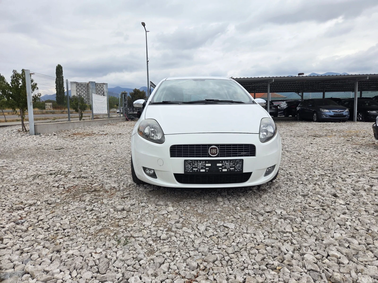 Fiat Punto 1.4 TURBO* klima* , снимка 2 - Автомобили и джипове - 56242815