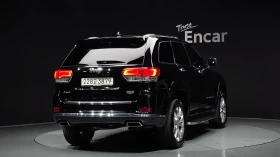 Jeep Grand cherokee 2019* SUMMIT* HARMAN* PANO* ОБДУХ* FULL* КРАЙНА ЦЕ, снимка 3