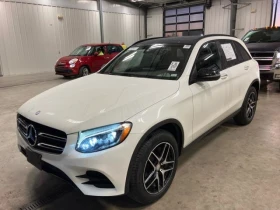  Mercedes-Benz GLC 30...