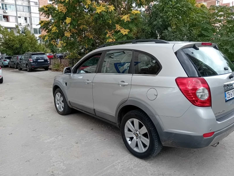 Chevrolet Captiva, снимка 5 - Автомобили и джипове - 47084077