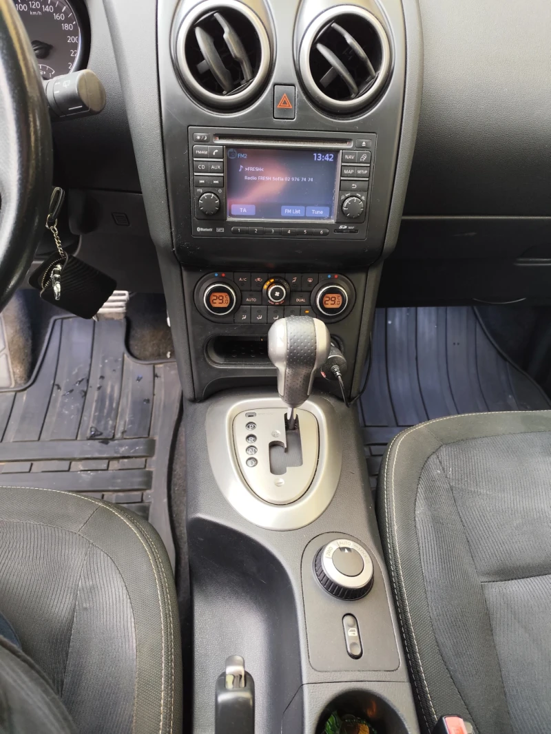 Nissan Qashqai + 2, снимка 11 - Автомобили и джипове - 48680510