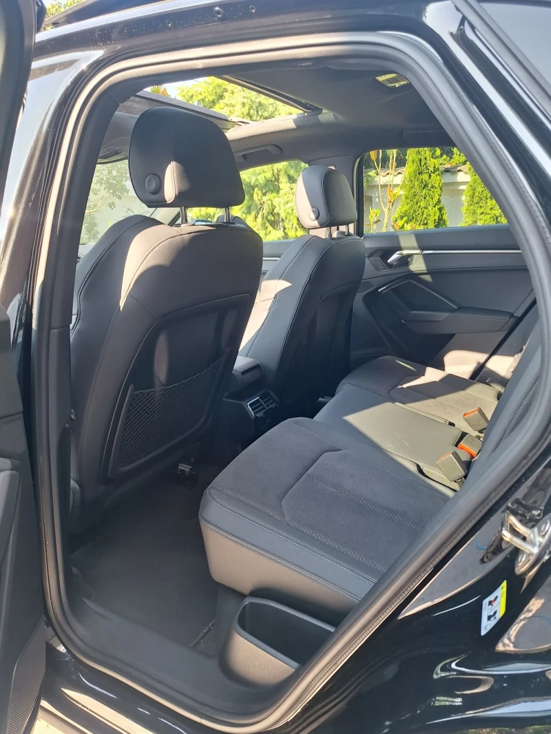 Audi Q3 Sportback 2.0 TFSI QUATTRO S line / 360 / Black edition , снимка 10 - Автомобили и джипове - 52884049