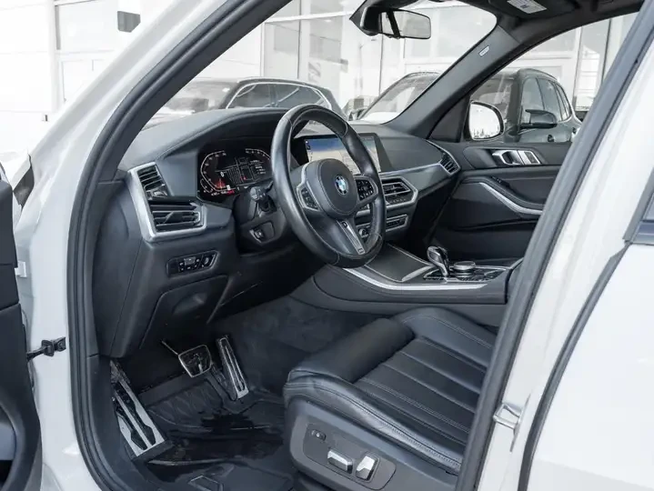BMW X5 xDrive40i PREMIUM * M PACK * CARFAX * АВТО КРЕДИТ , снимка 6 - Автомобили и джипове - 54732906
