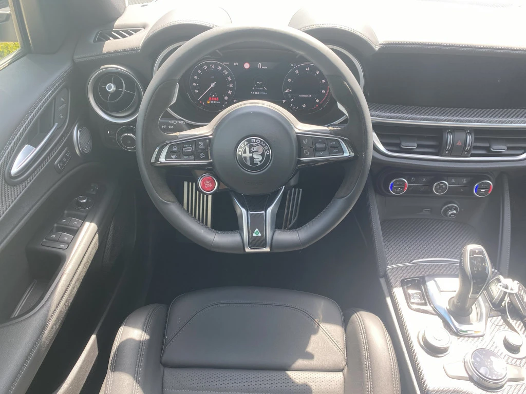 Alfa Romeo Stelvio Quadrifoglio 2.9 V6 Q4 - изображение 6