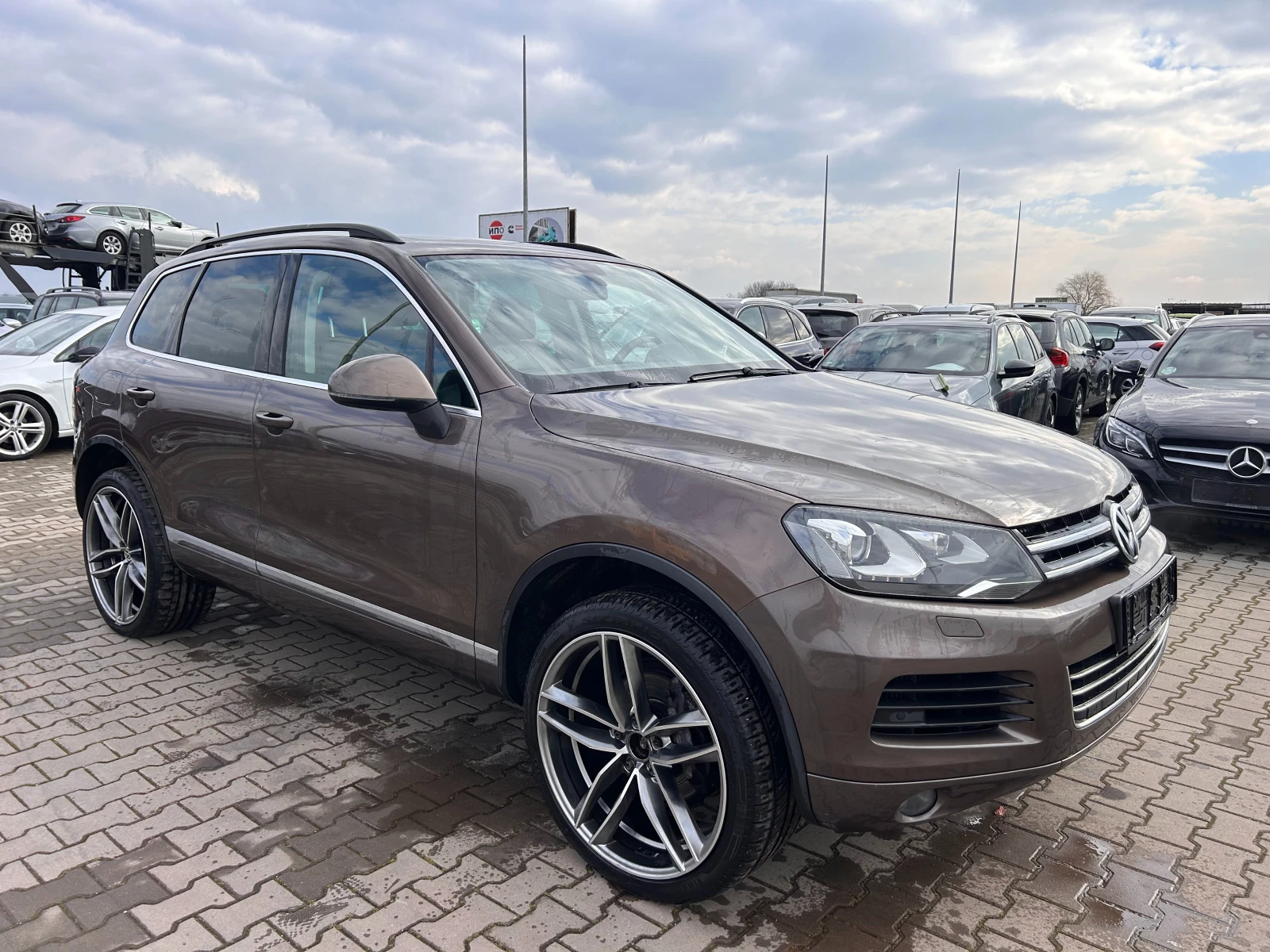 VW Touareg 3.0TDI QUATTRO AVTOMAT/NAVI/PANORAMA - изображение 4