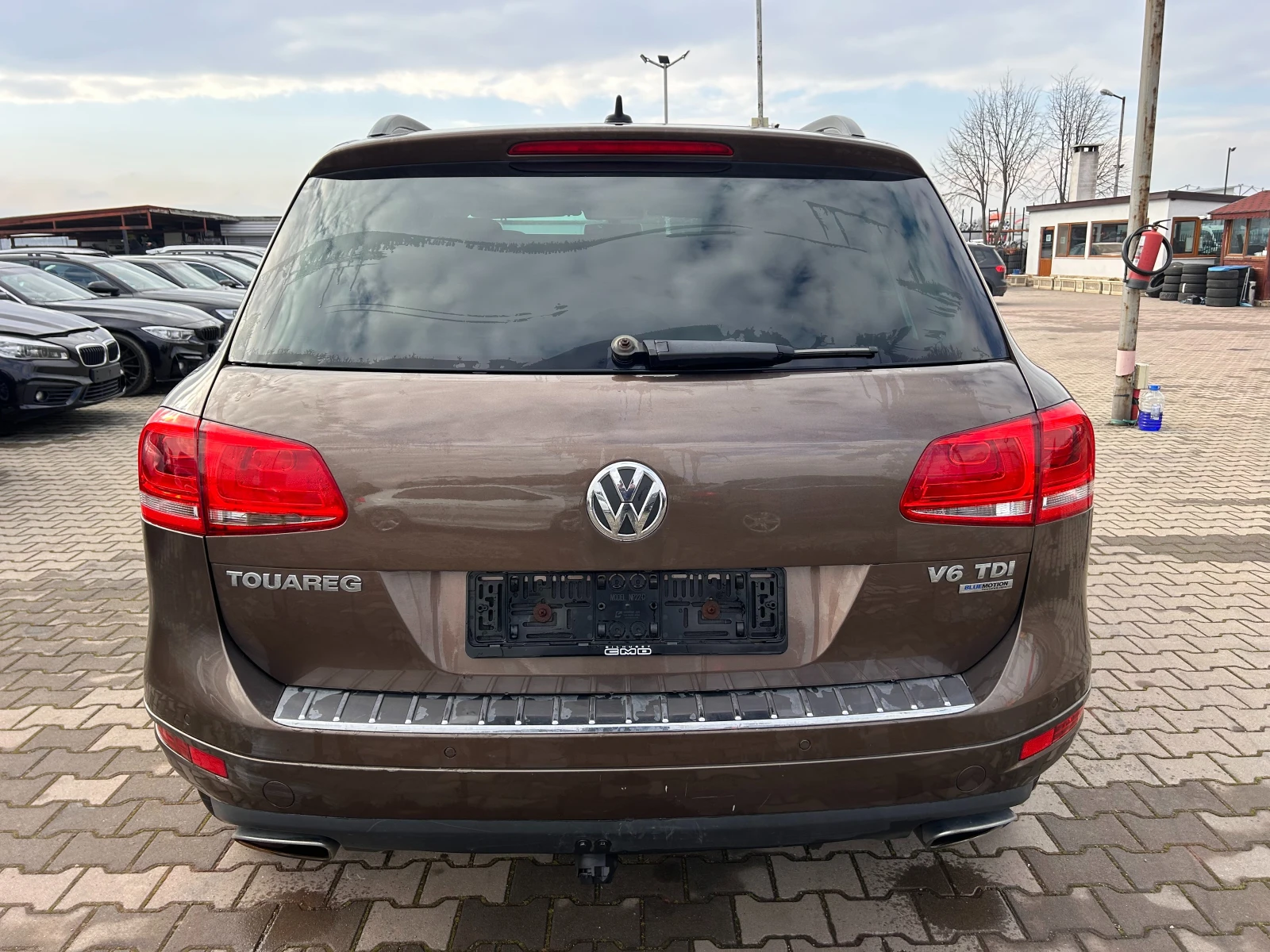 VW Touareg 3.0TDI QUATTRO AVTOMAT/NAVI/PANORAMA - изображение 7