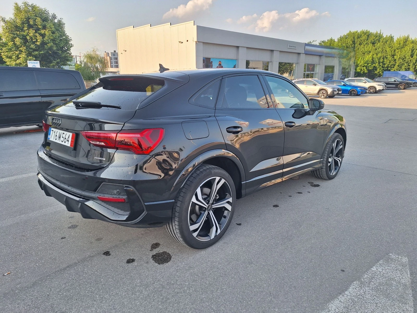 Audi Q3 Sportback 2.0 TFSI QUATTRO S line / 360 / Black edition  - изображение 3