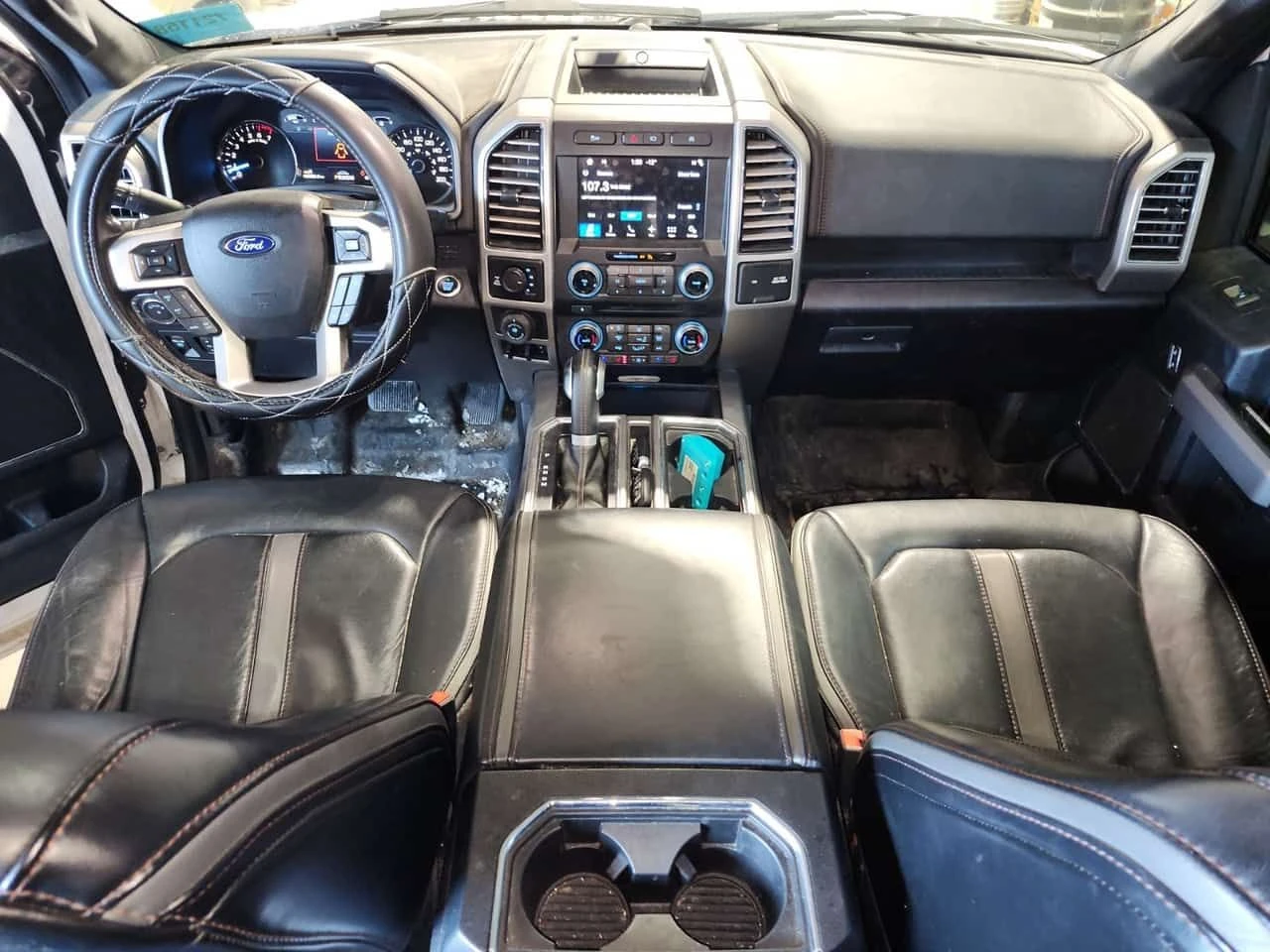 Ford F150 PLATINUM CREW/CARFAX/2Keys/Кожа/Телевизори/Пано, снимка 9 - Автомобили и джипове - 53715543