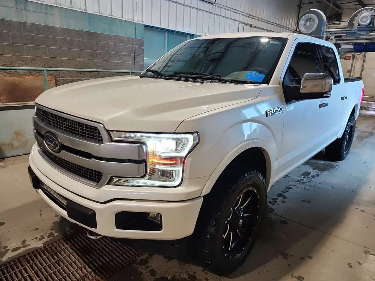 Ford F150 PLATINUM CREW/CARFAX/2Keys/Кожа/Телевизори/Пано