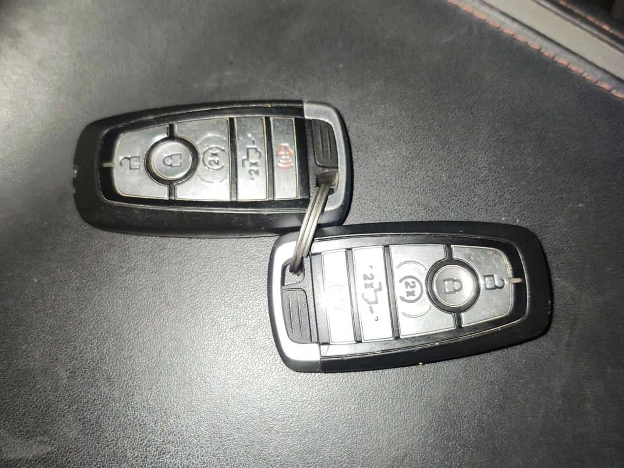 Ford F150 PLATINUM CREW/CARFAX/2Keys/Кожа/Телевизори/Пано, снимка 7 - Автомобили и джипове - 53715543