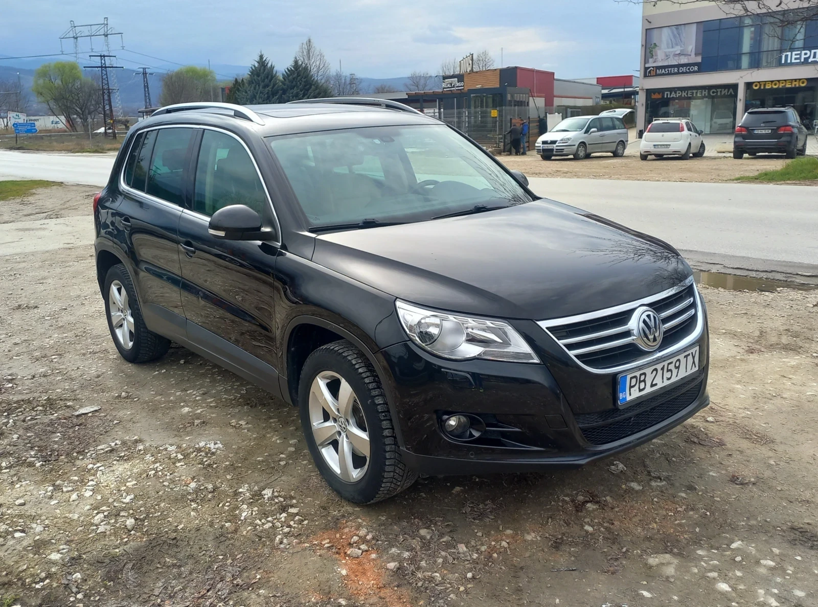 VW Tiguan 2.0 full 4x4, снимка 2 - Автомобили и джипове - 53905978