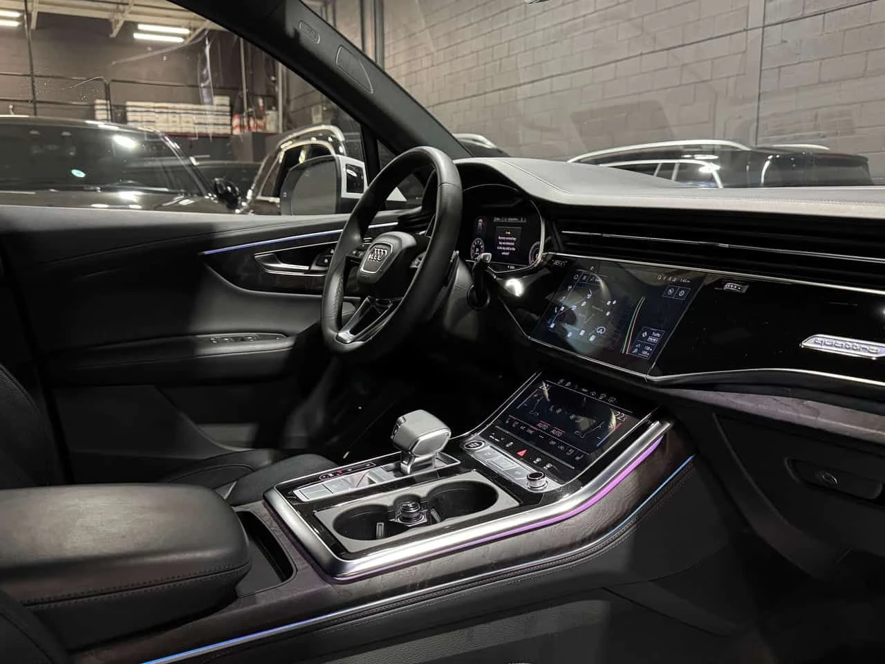 Audi Q7 S Line Technik Black Optics CARFAX, снимка 8 - Автомобили и джипове - 54092406