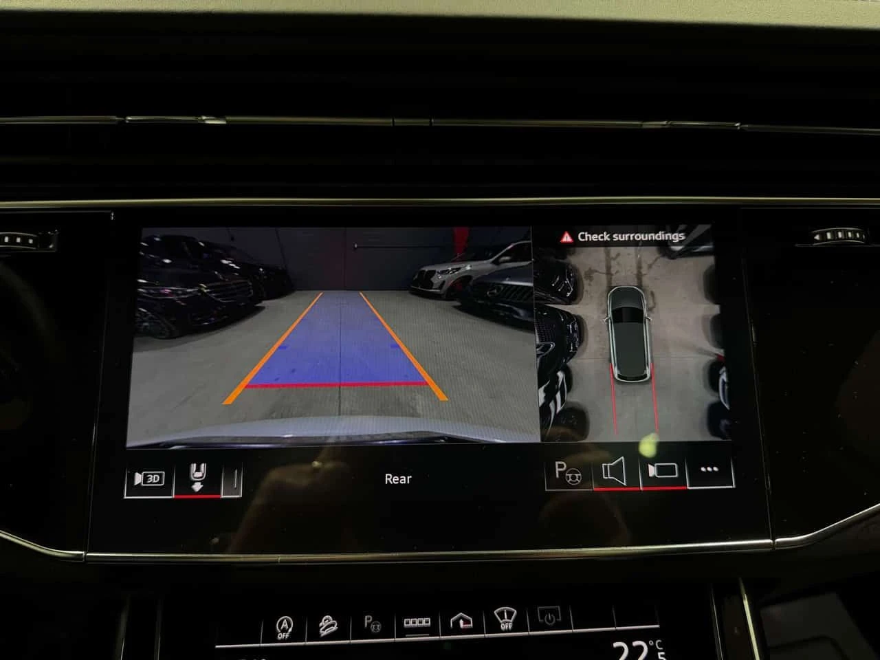 Audi Q7 S Line Technik Black Optics CARFAX, снимка 17 - Автомобили и джипове - 54092406