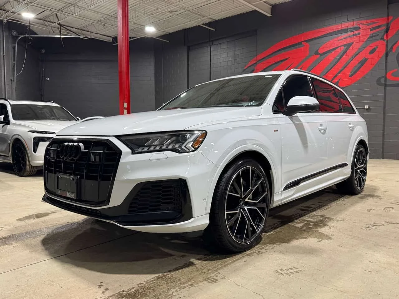 Audi Q7 S Line Technik Black Optics CARFAX, снимка 6 - Автомобили и джипове - 54092406