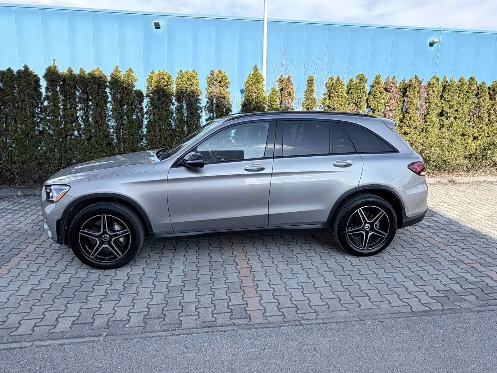 Mercedes-Benz GLC 300 AMG Line, 2022 г., 51000 km., снимка 2 - Автомобили и джипове - 54128444
