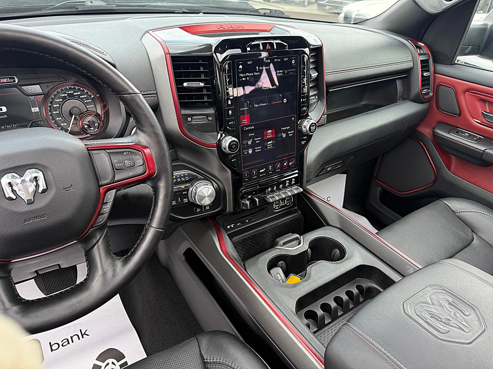 Dodge RAM 1500 5.7HAMI-REBEL-НА ВЪЗДУХ-ПАНОРАМА-КАМЕРА-LED-XENON!, снимка 11 - Автомобили и джипове - 54588510