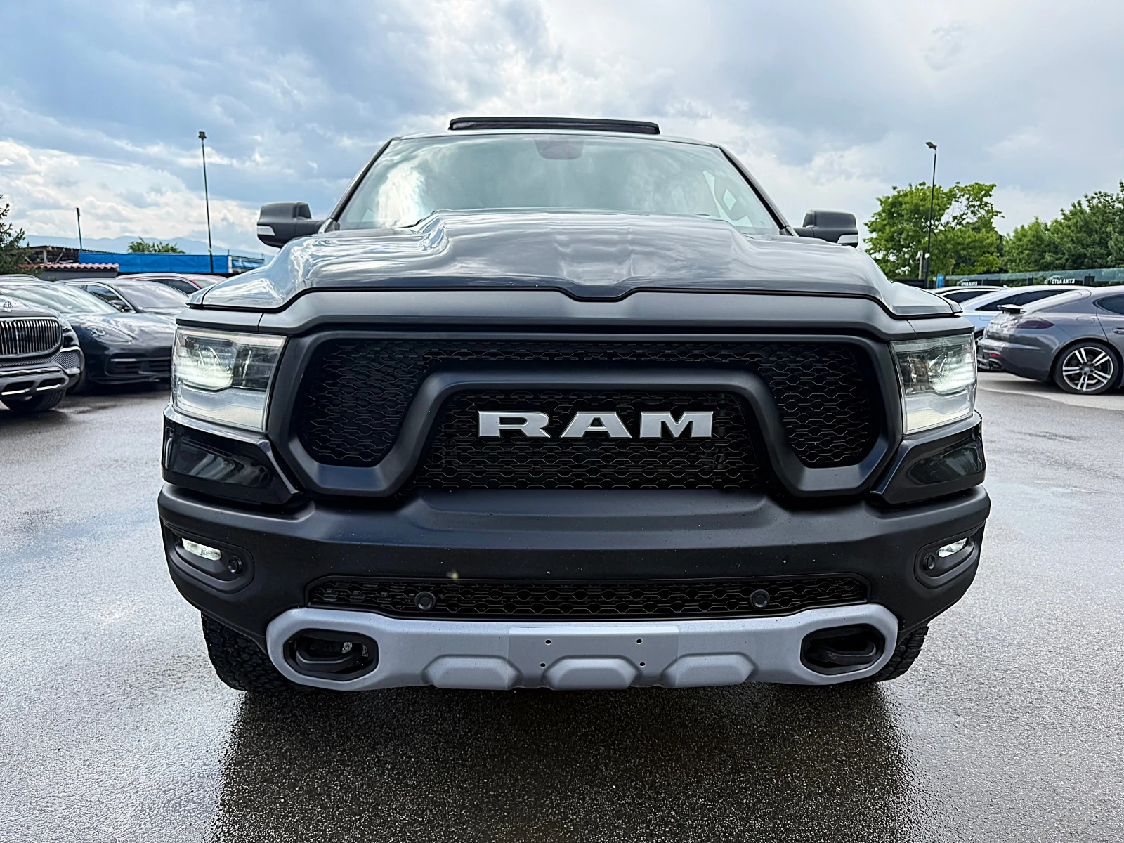 Dodge RAM 1500 5.7HAMI-REBEL-НА ВЪЗДУХ-ПАНОРАМА-КАМЕРА-LED-XENON!