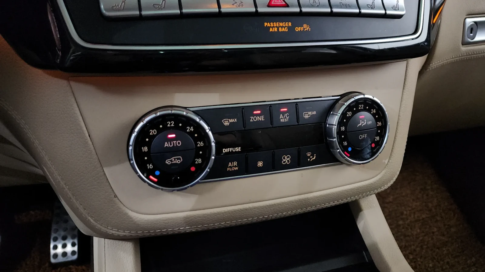 Mercedes-Benz GLS 350 3.0 4MATIC, FULL, снимка 14 - Автомобили и джипове - 55011959