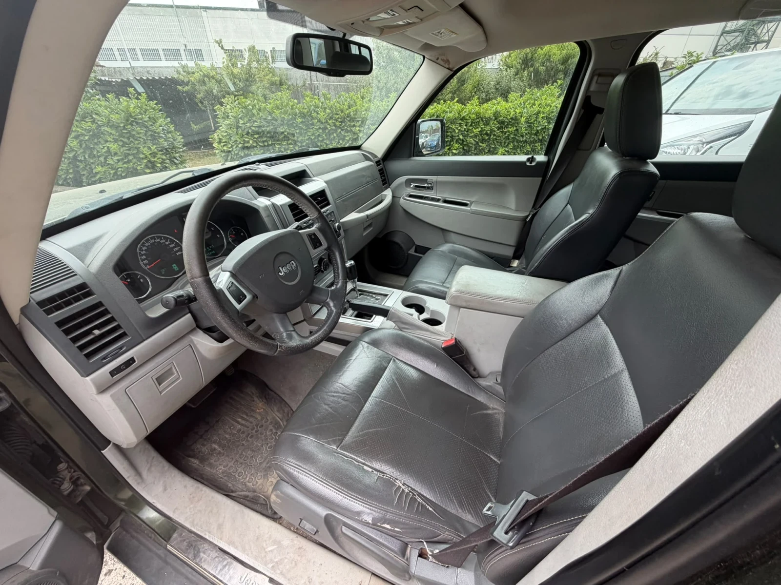 Jeep Commander 2.8cdti.177k.c., снимка 5 - Автомобили и джипове - 55327595