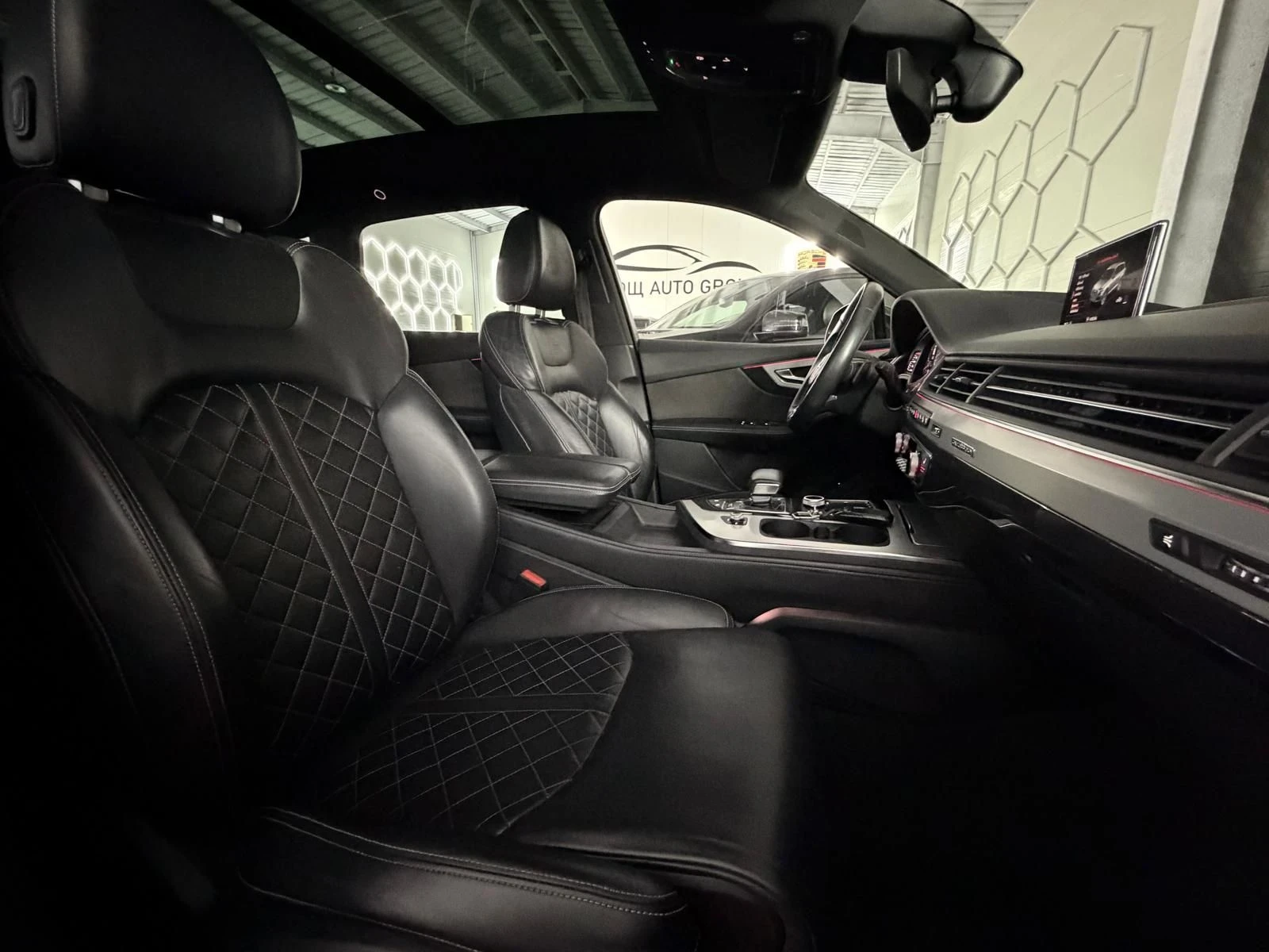 Audi SQ7 AUDI SQ7 4.0 TDI V8 / 435 �.�. / S LINE / NIGHT VI | Mobile.bg � ����������� 10
