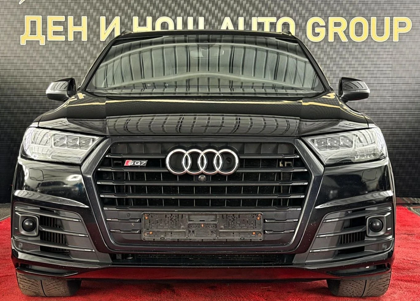 Audi SQ7 AUDI SQ7 4.0 TDI V8 / 435 К.С. / S LINE / NIGHT VI