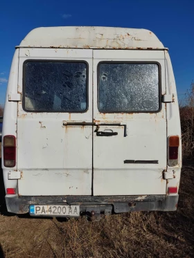 Mercedes-Benz 207, снимка 5