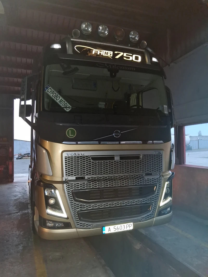 Volvo Fh16 750 , снимка 2 - Камиони - 52285668