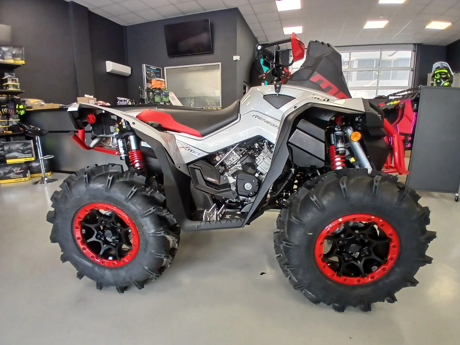 Can-Am Renеgade RENEGADE X MR 1000R - изображение 3