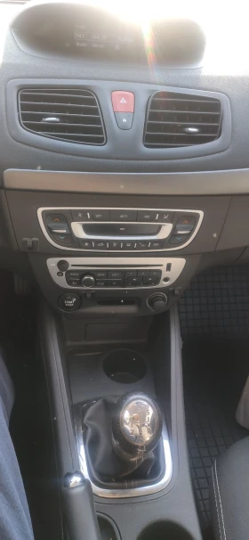 Renault Fluence 1, 6 16V ГАЗ, снимка 12