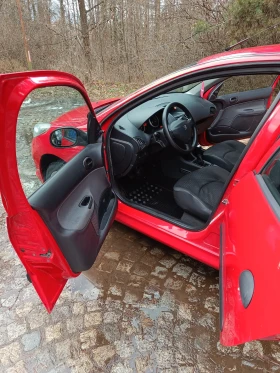Peugeot 206 Газов инжекцион  - 2500 € / 4889.57 лв. - 10330351 12