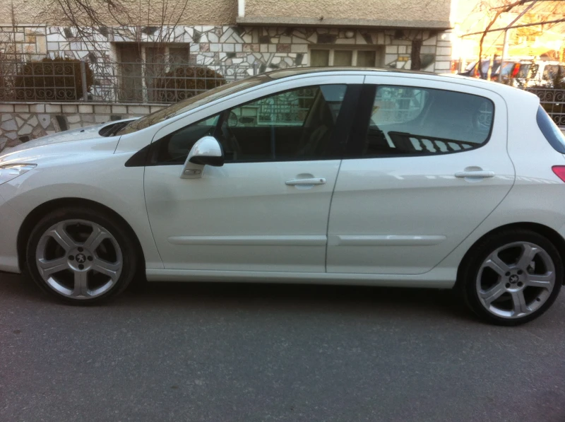 Peugeot 308 1.6 HDI, снимка 3 - Автомобили и джипове - 42804421